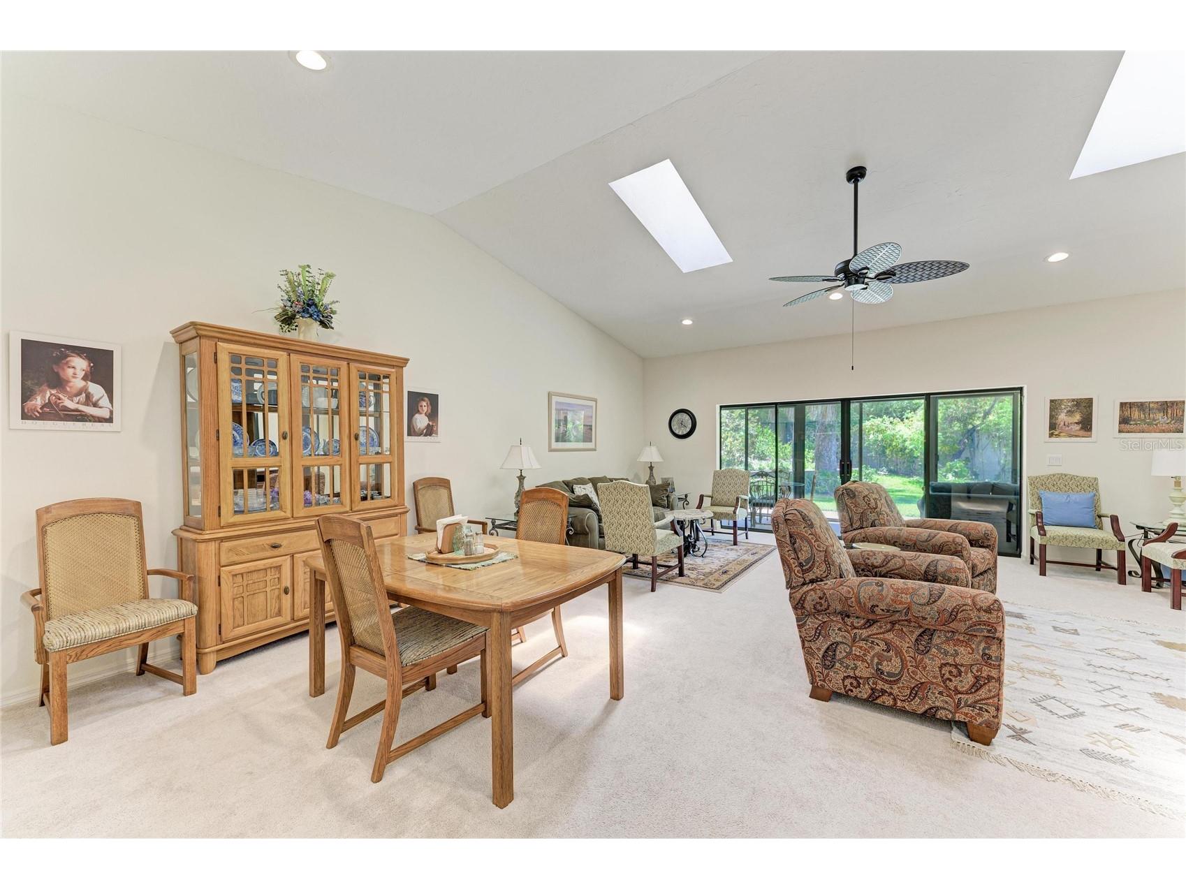 3946 Wilshire Circle E #168 Sarasota FL 34238 A4697072 image8