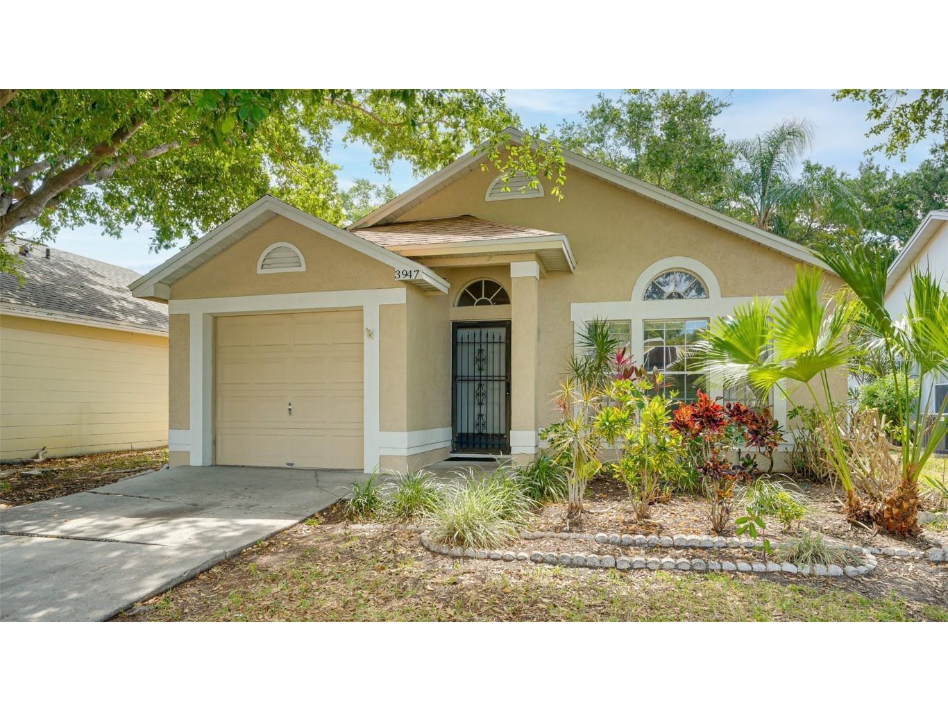 3947 37th Street Court W Bradenton FL 34205 A4613614 image1