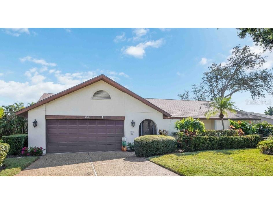 3947 Country View Drive Sarasota FL 34233 A4672976 image1