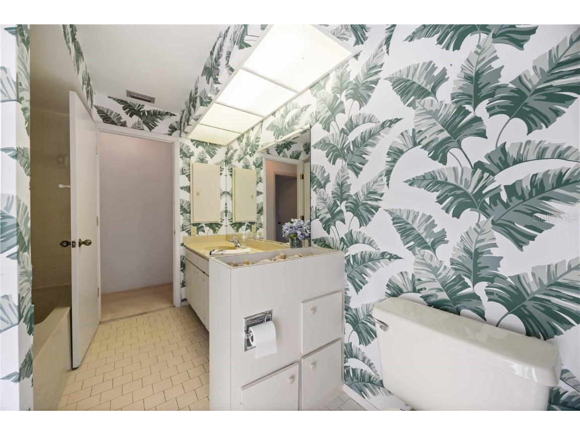 3947 Country View Drive Sarasota FL 34233 A4672976 image16