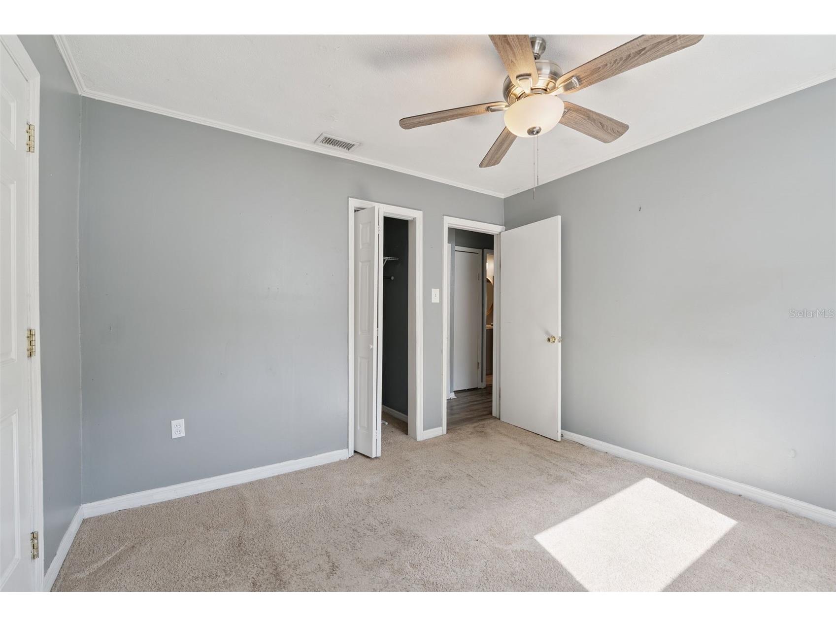 3947 Grove Street S Saint Petersburg FL 33705 O6396085 image12