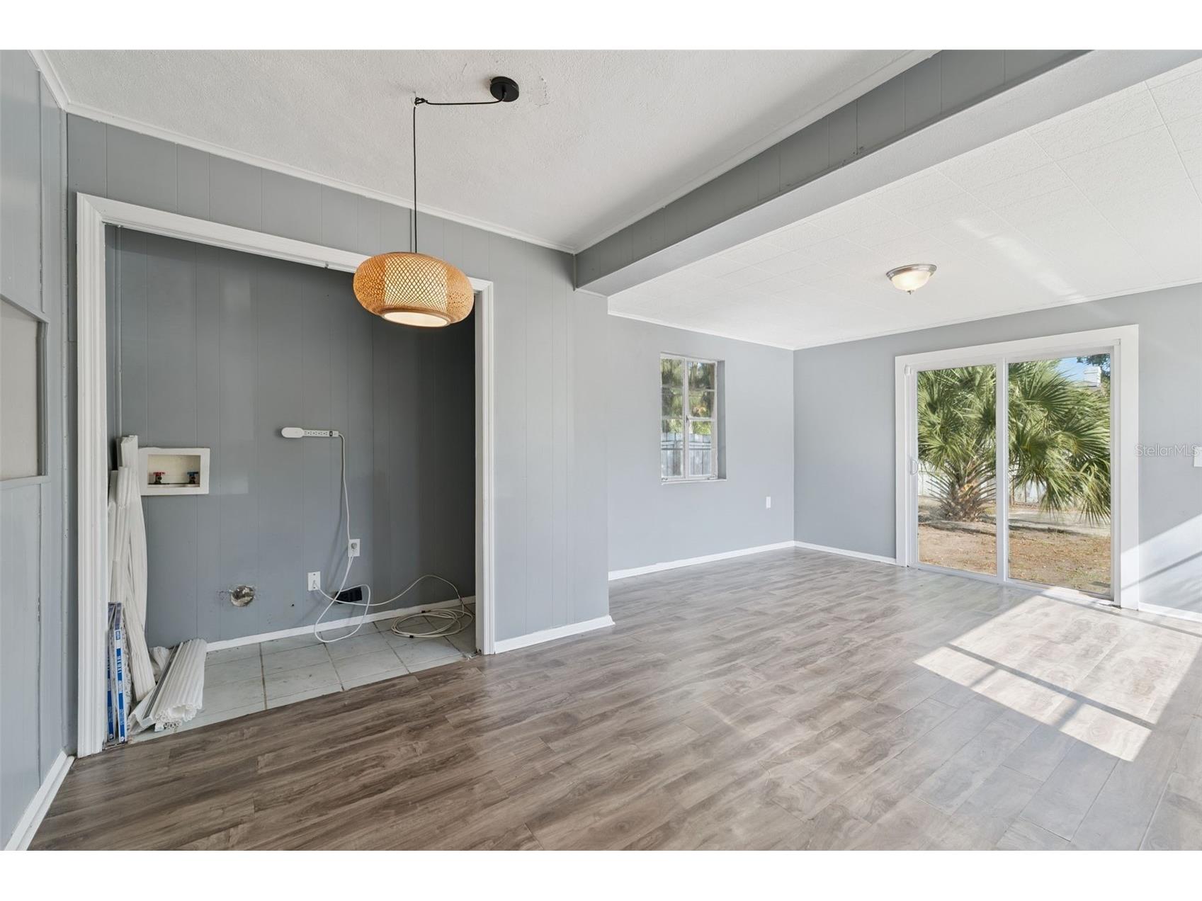 3947 Grove Street S Saint Petersburg FL 33705 O6396085 image6