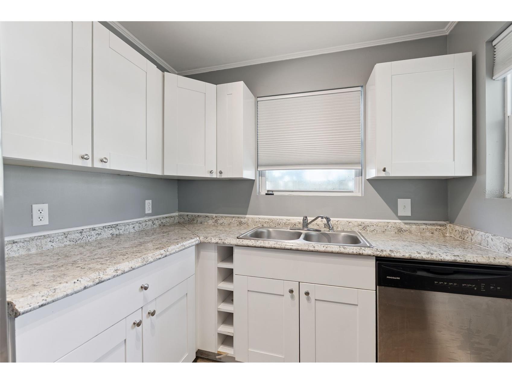 3947 Grove Street S Saint Petersburg FL 33705 O6396085 image8