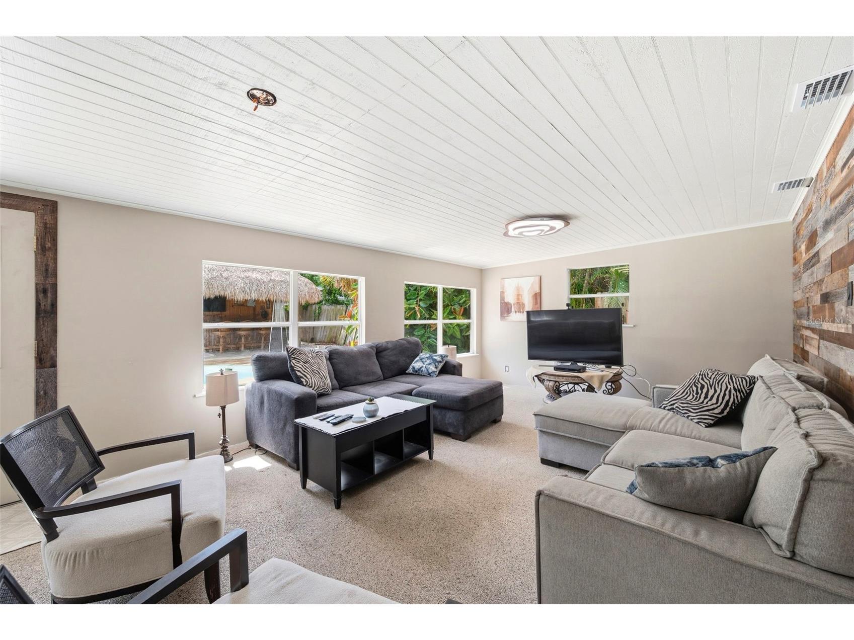 3947 Huntington Street NE Saint Petersburg FL 33703 TB8527580 image25