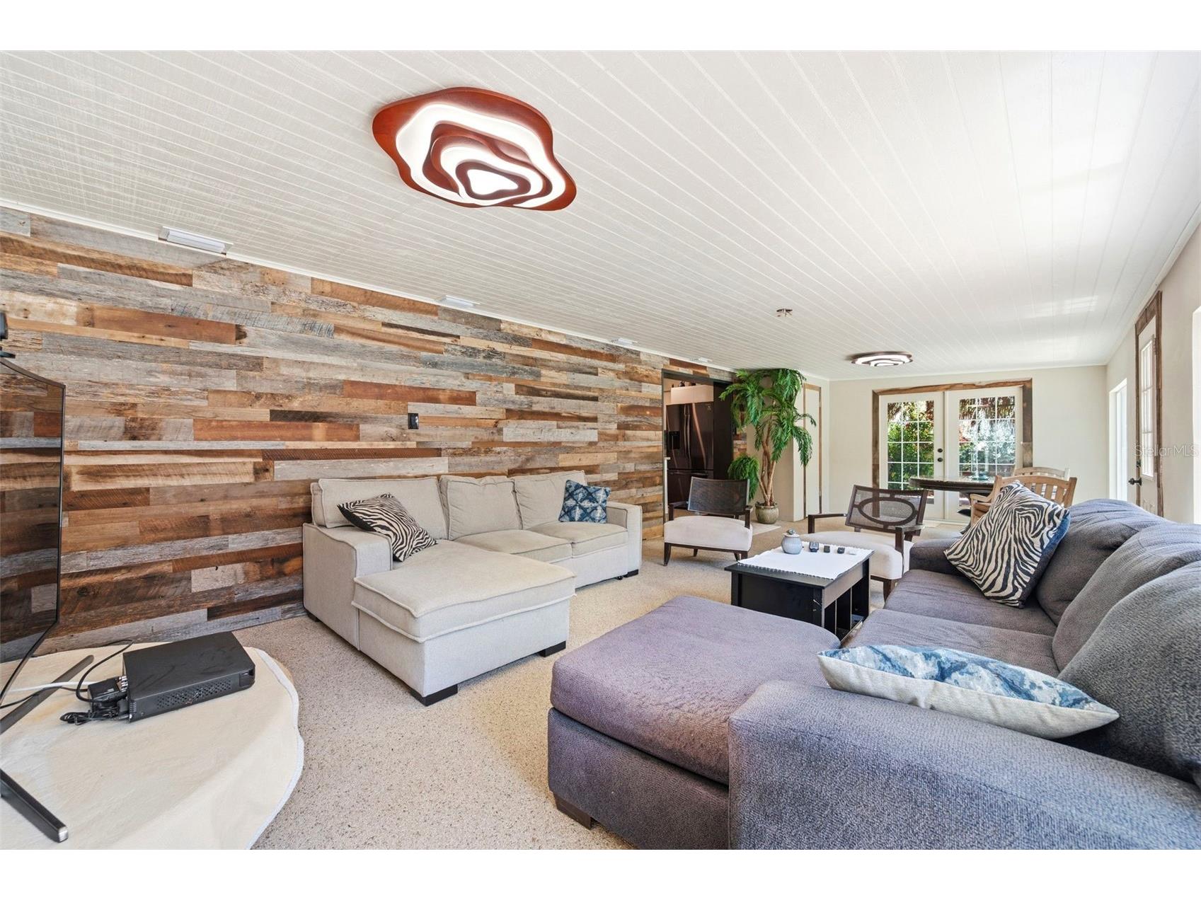 3947 Huntington Street NE Saint Petersburg FL 33703 TB8527580 image27
