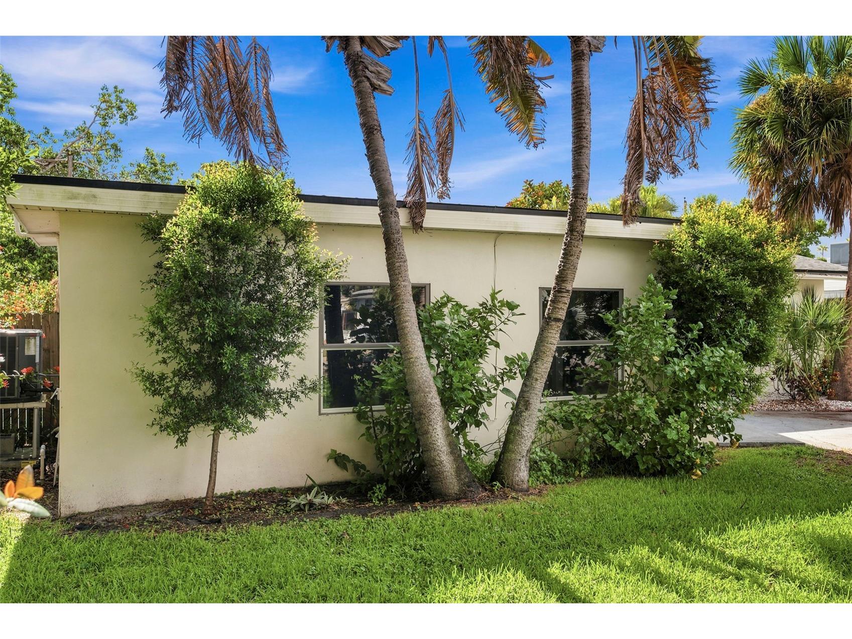 3947 Huntington Street NE Saint Petersburg FL 33703 TB8527580 image69