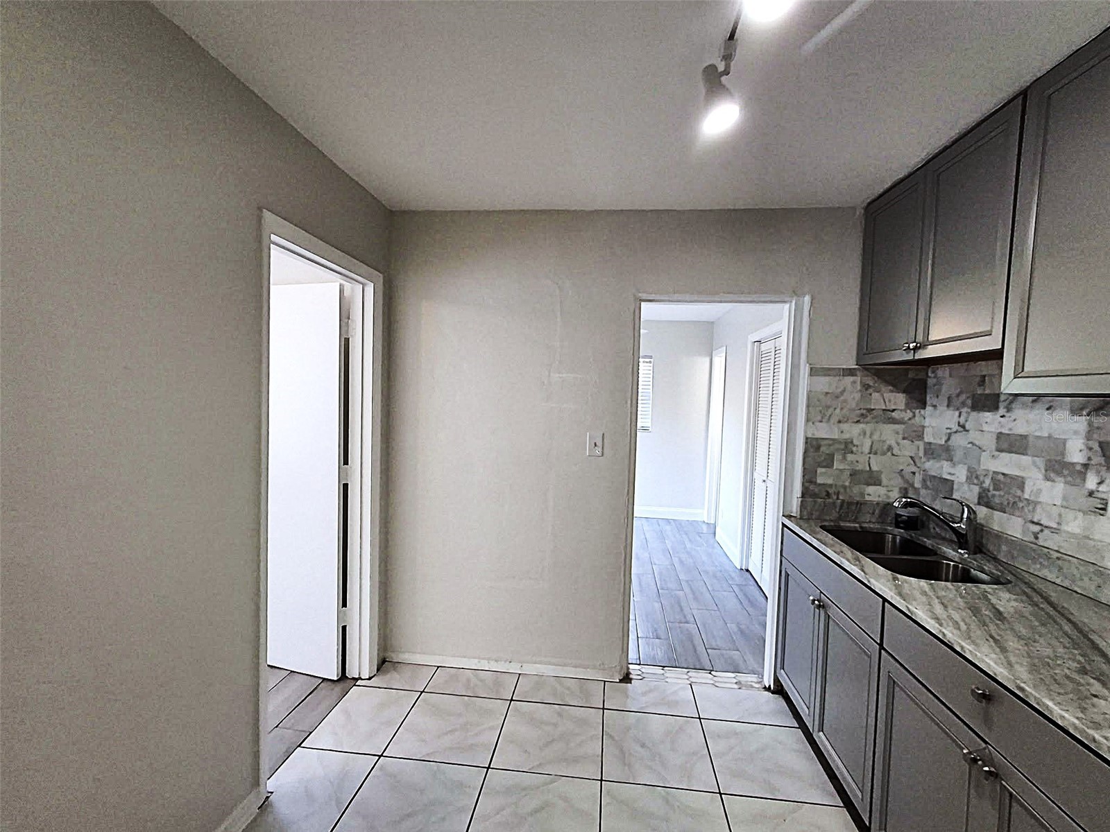 3947 Mohr Avenue N #1 Saint Petersburg FL 33714 TB8512955 image9