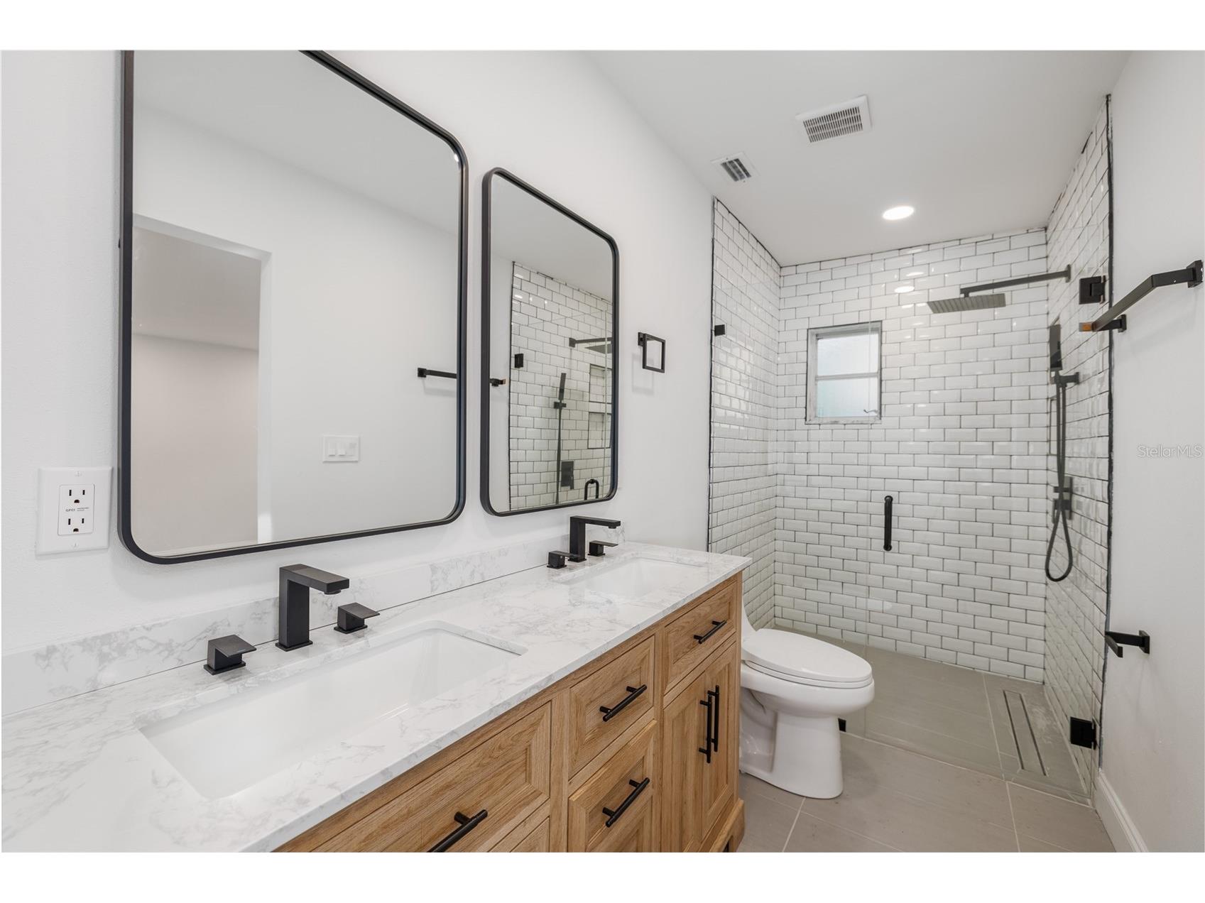 3947 Overlook Drive NE Saint Petersburg FL 33703 TB8484323 image13