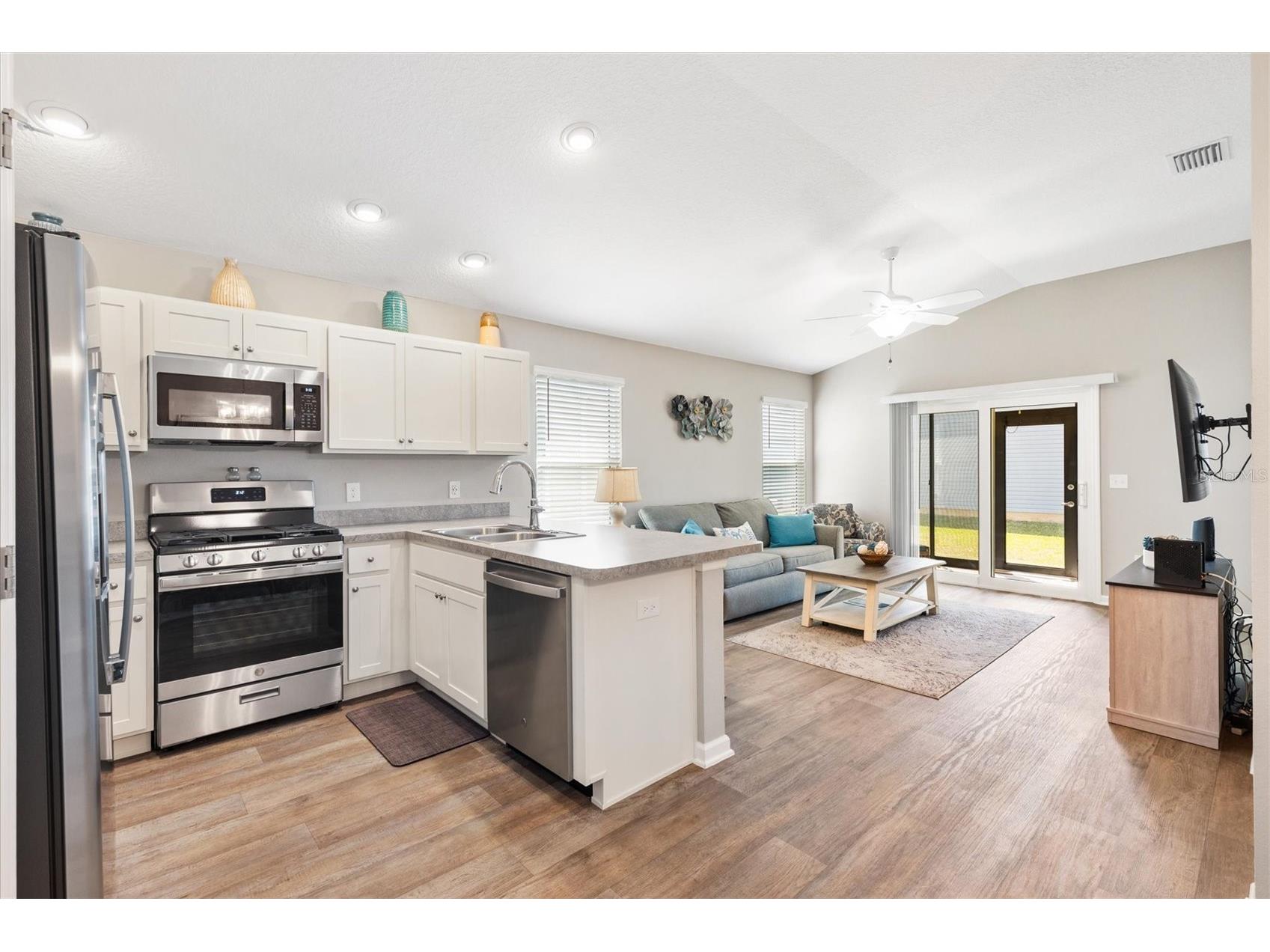3948 Munford Terrace The Villages FL 32163 G5111881 image3