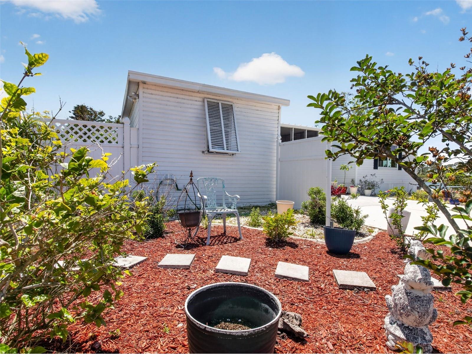 3949 Russell Avenue Port Charlotte FL 33953 A4689946 image28