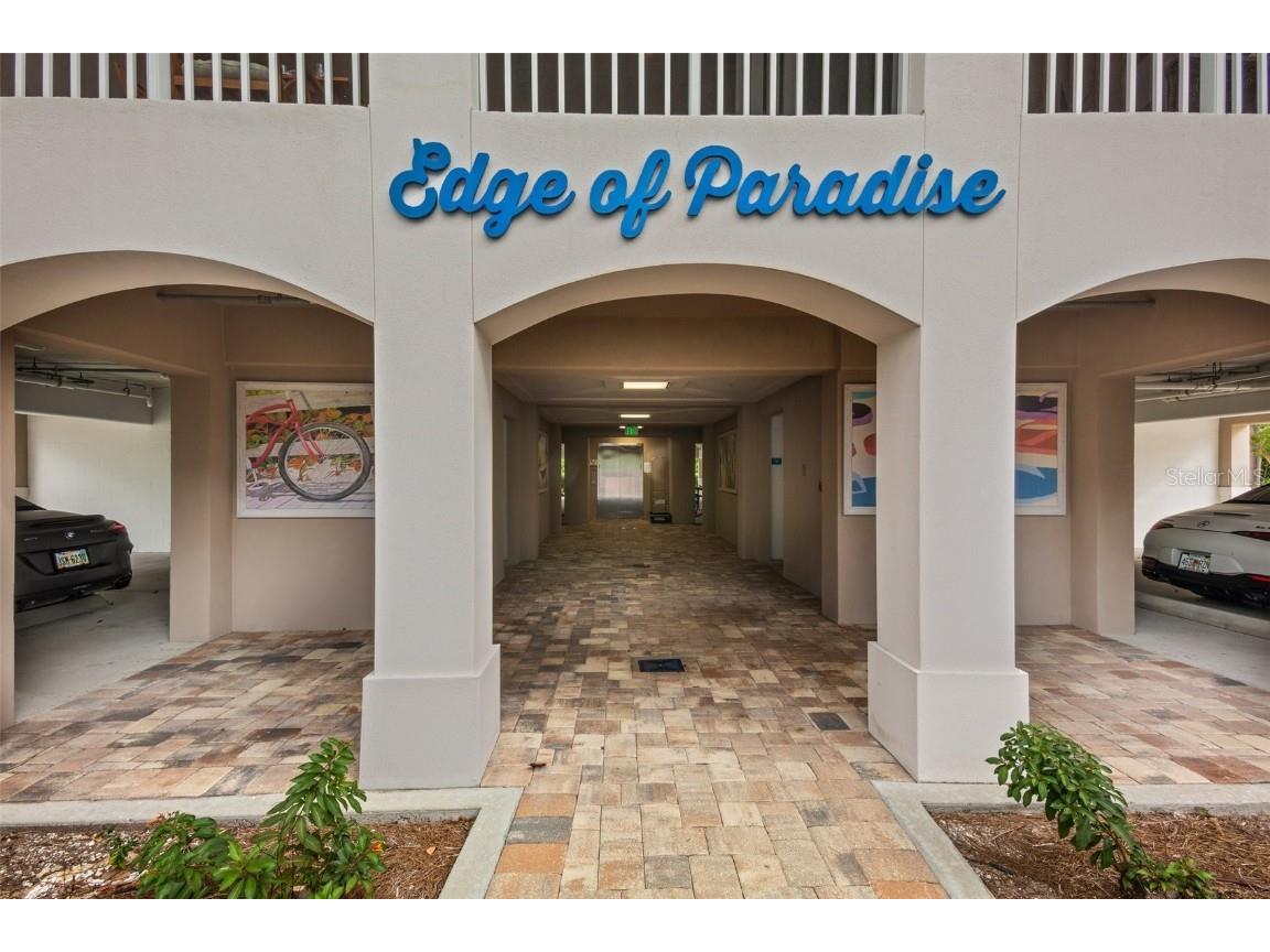 395 Aruba Circle #101 Bradenton FL 34209 - ANNA MARIA SOUND/INTRACOASTAL A4664891 image2