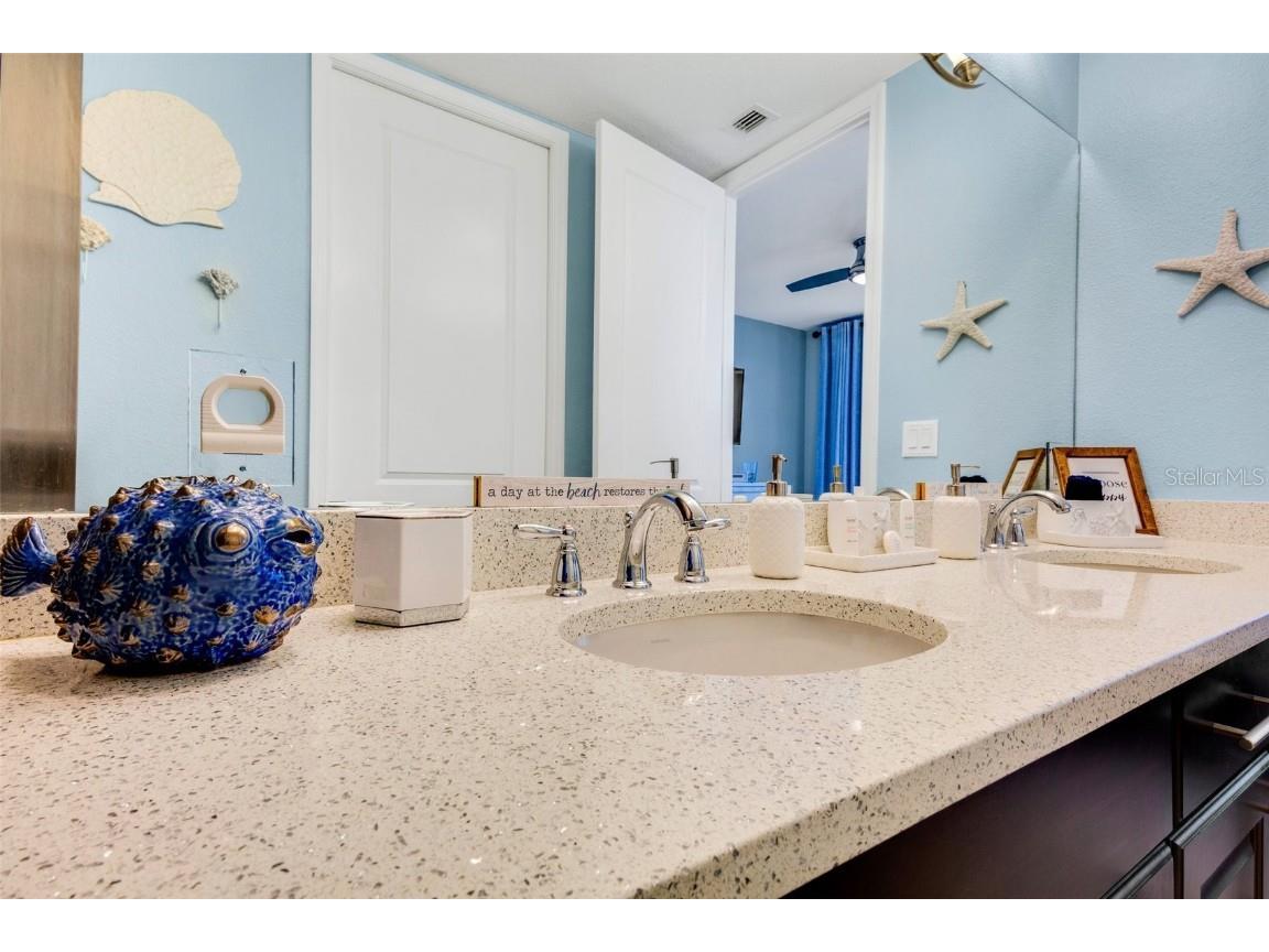 395 Aruba Circle #101 Bradenton FL 34209 - ANNA MARIA SOUND/INTRACOASTAL A4664891 image38