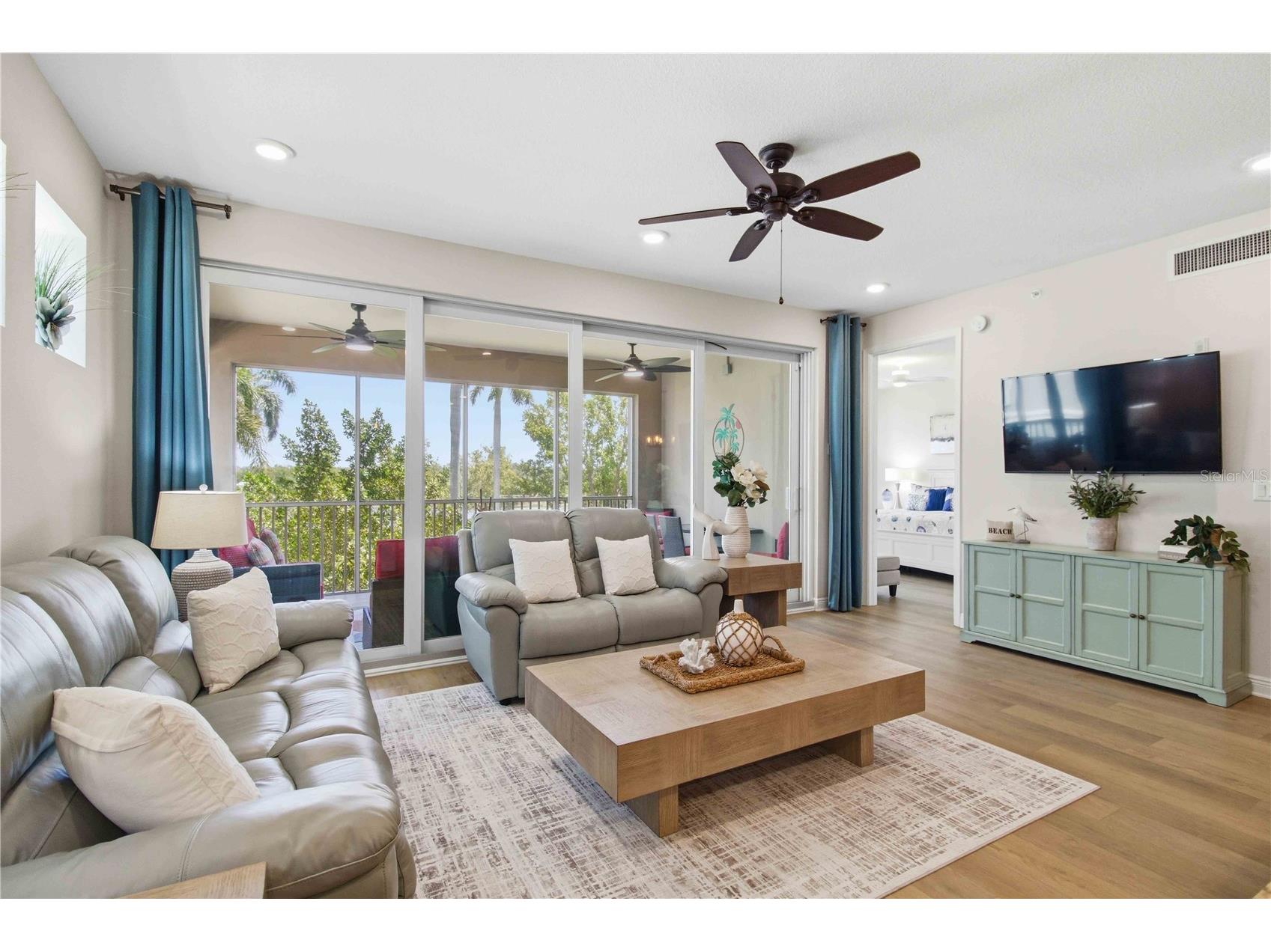 395 Aruba Circle #102 Bradenton FL 34209 A4691702 image13