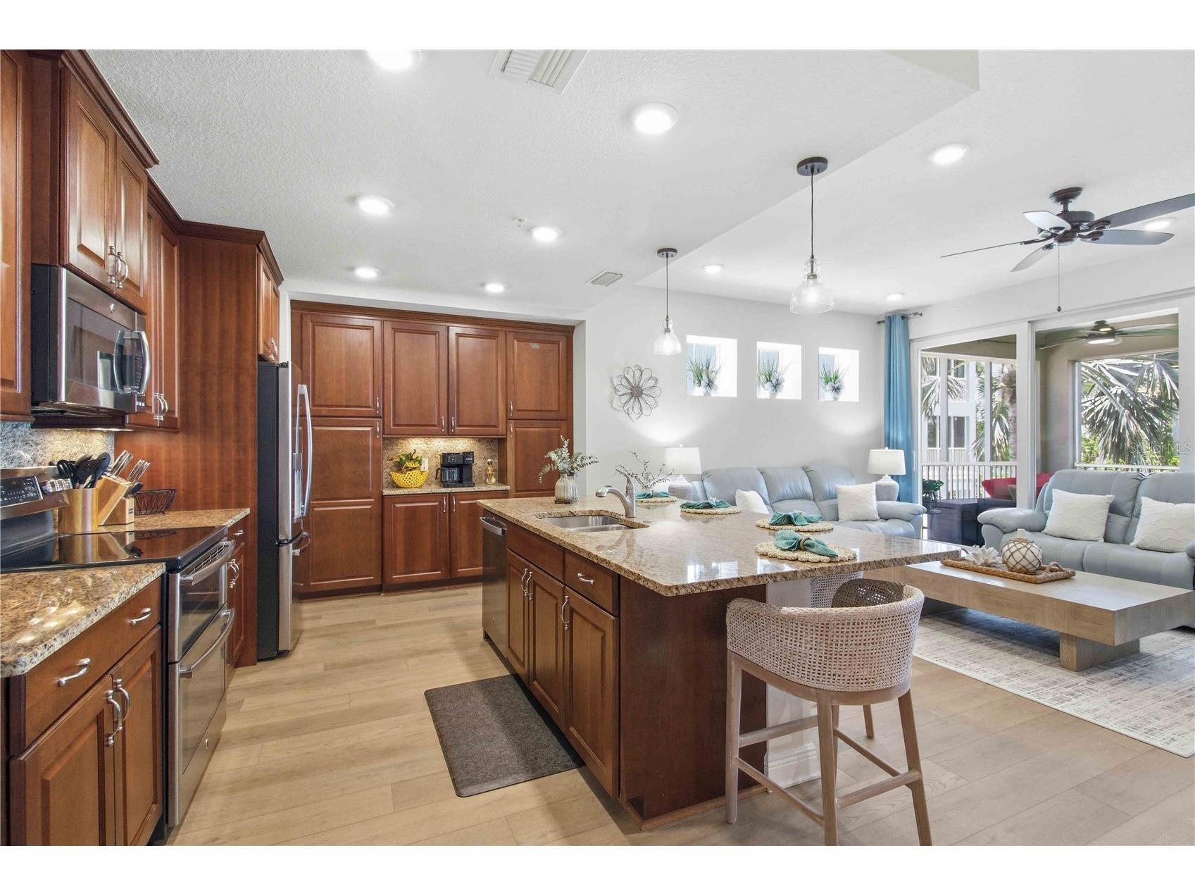 395 Aruba Circle #102 Bradenton FL 34209 A4691702 image22