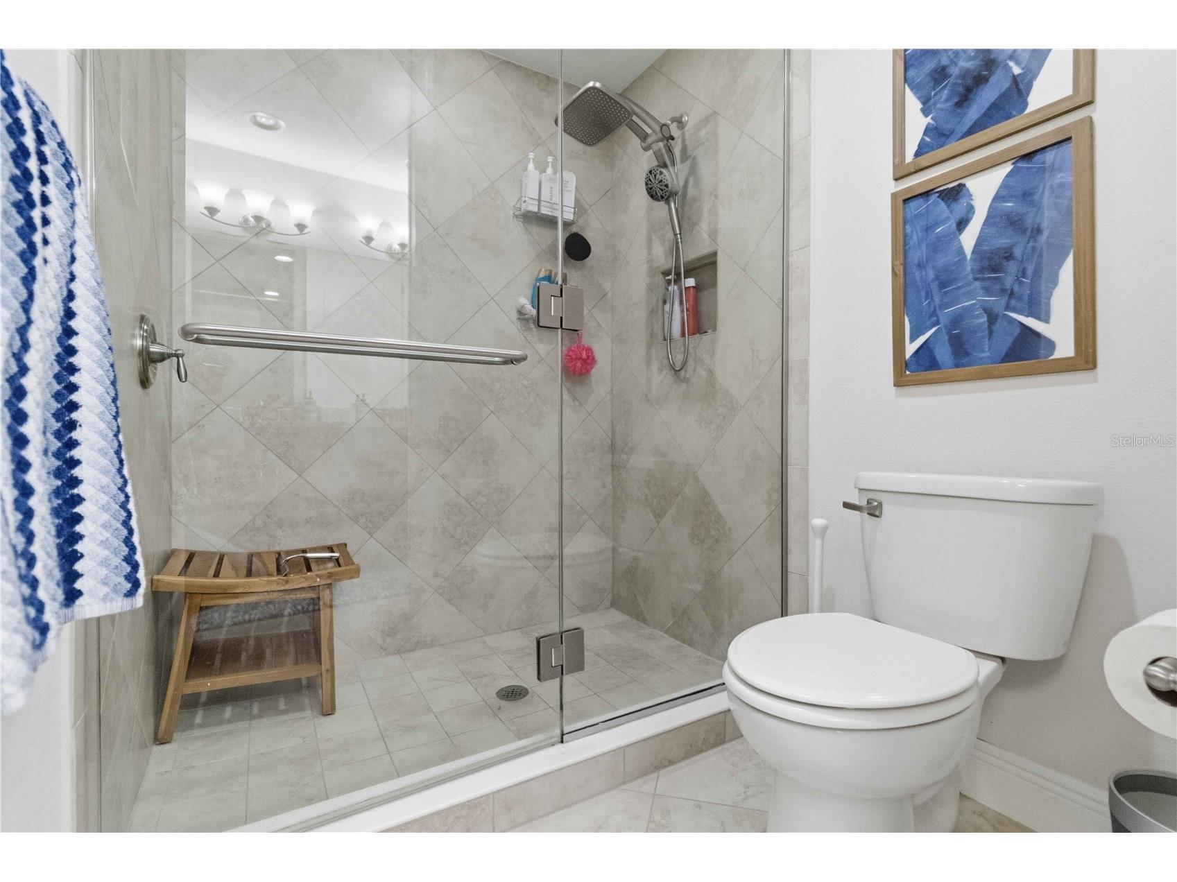 395 Aruba Circle #102 Bradenton FL 34209 A4691702 image33