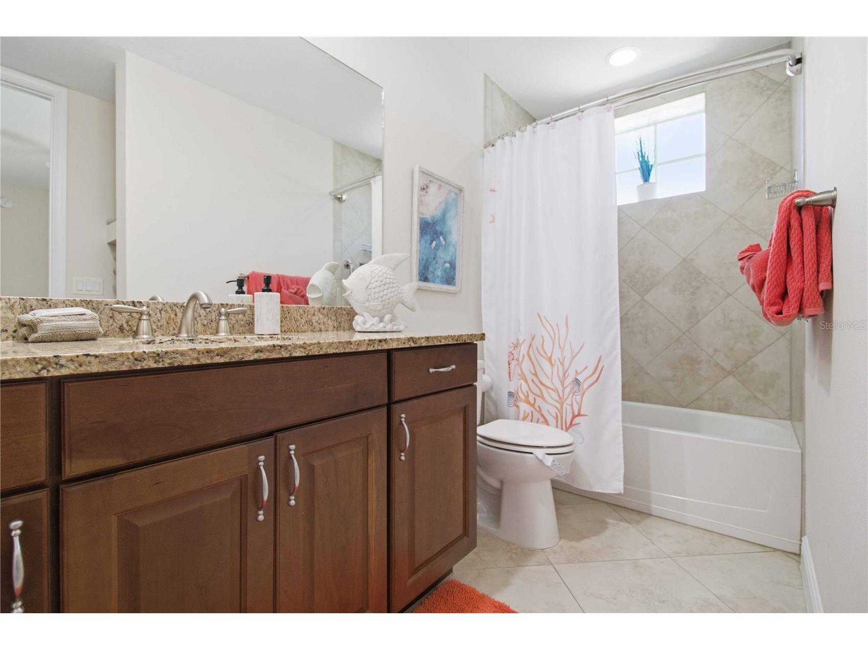 395 Aruba Circle #102 Bradenton FL 34209 A4691702 image39