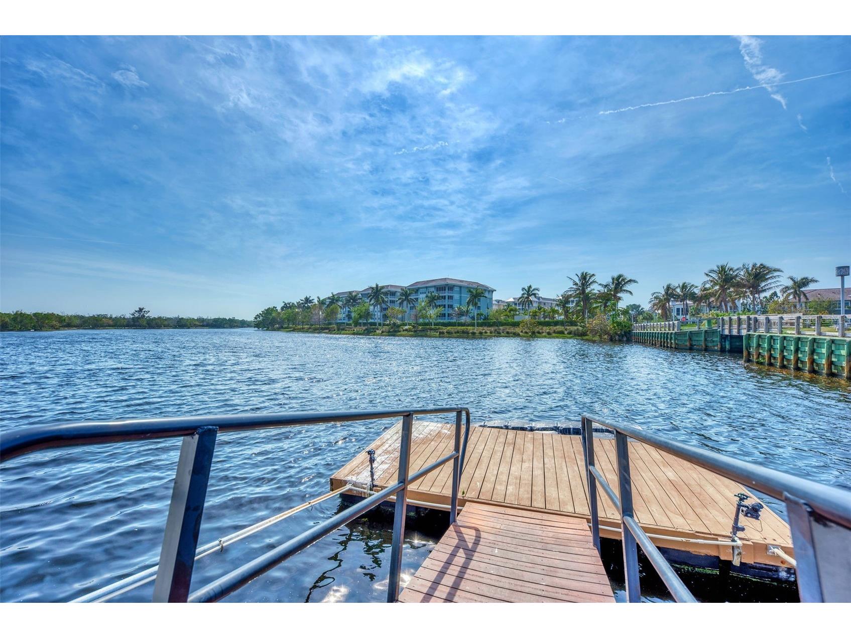 395 Aruba Circle #102 Bradenton FL 34209 A4691702 image76