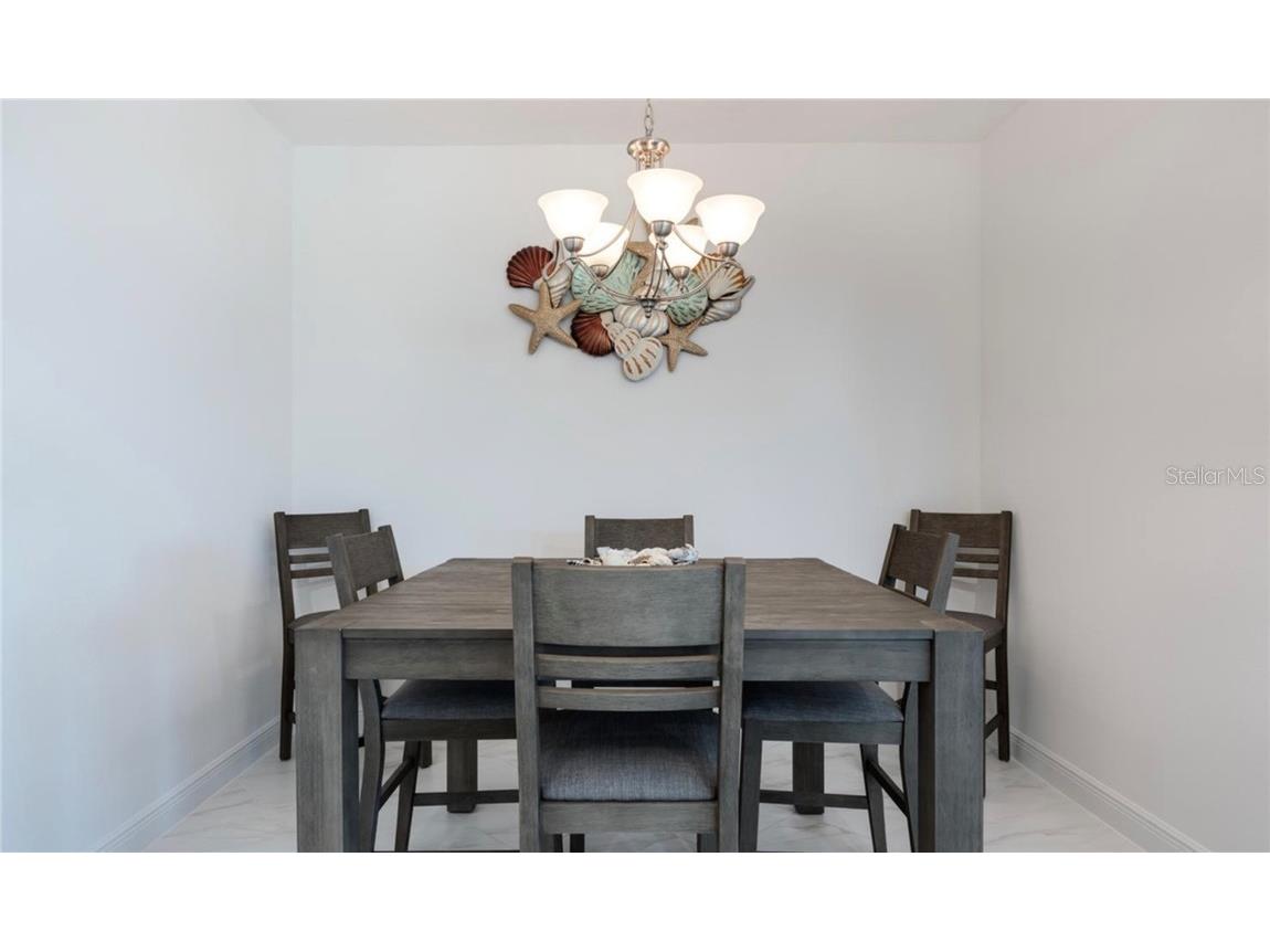 395 Aruba Circle #203 Bradenton FL 34209 A4471596 image17