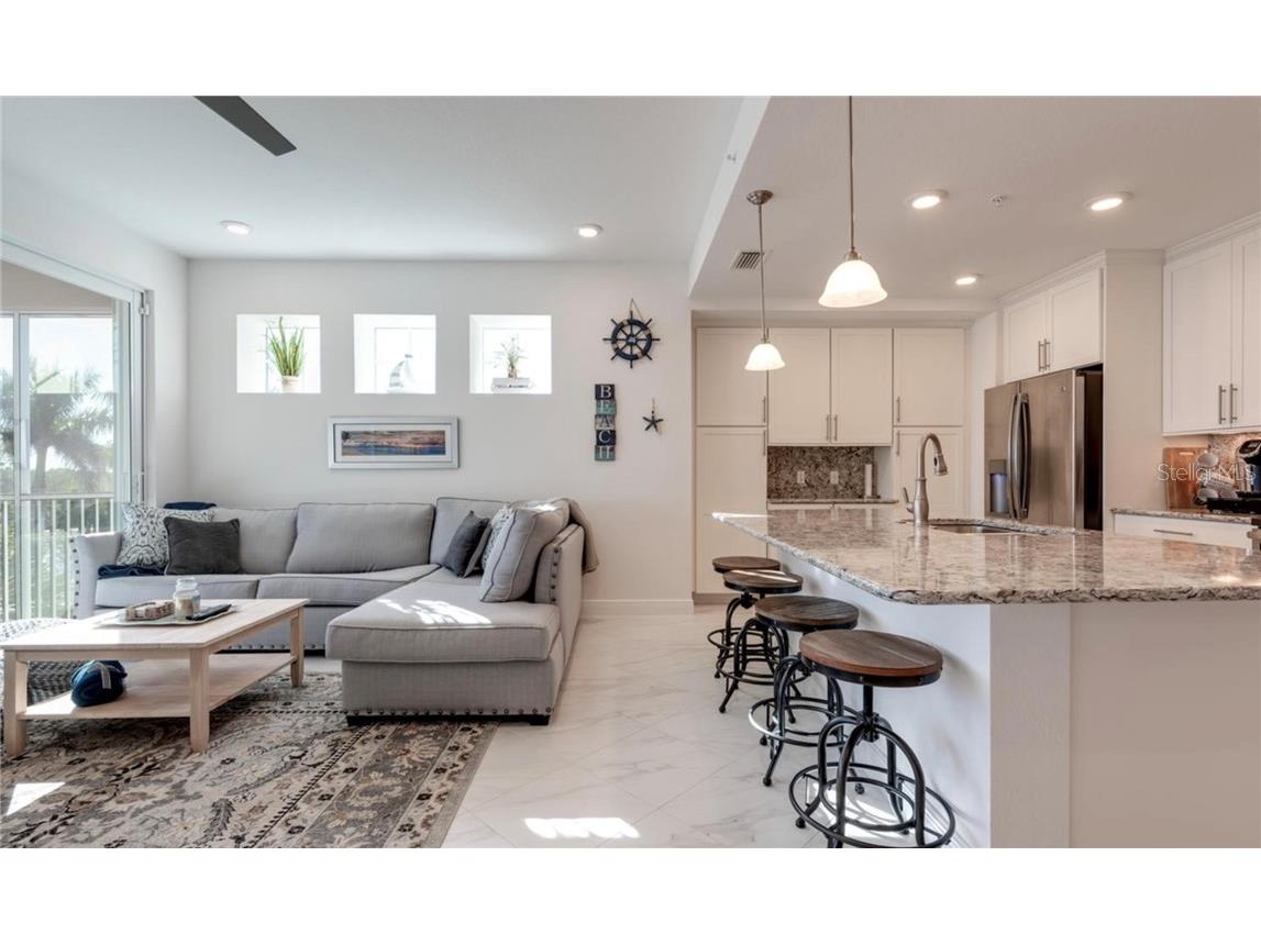 395 Aruba Circle #203 Bradenton FL 34209 A4471596 image5