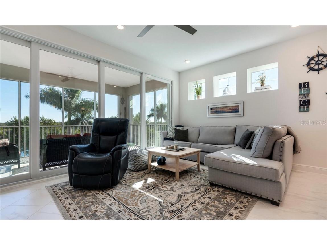 395 Aruba Circle #203 Bradenton FL 34209 A4471596 image9