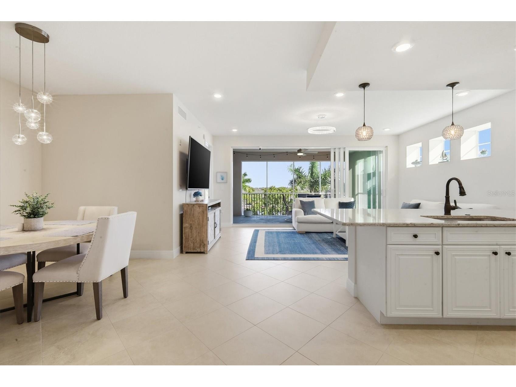 395 Aruba Circle #303 Bradenton FL 34209 - ANNA MARIA SOUND A4679886 image6