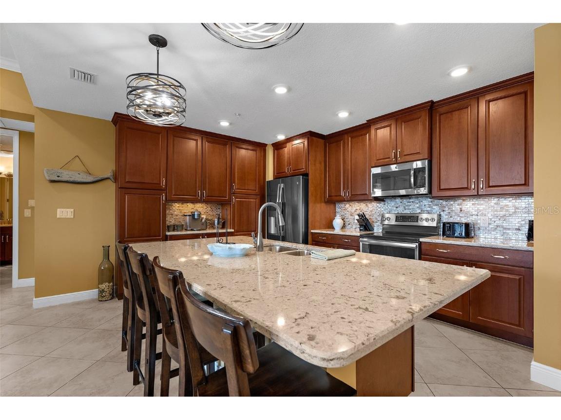 395 Aruba Circle #401 Bradenton FL 34209 A4655766 image13