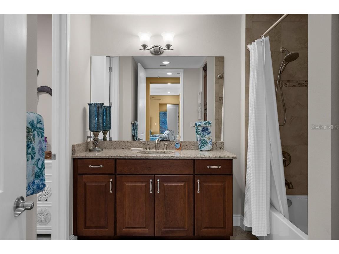 395 Aruba Circle #401 Bradenton FL 34209 A4655766 image29