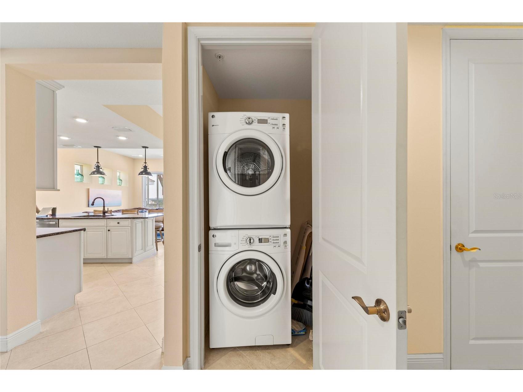 395 Aruba Circle #402 Bradenton FL 34209 - SAPPHIRE LAKE ANNA MARIA A4691067 image35