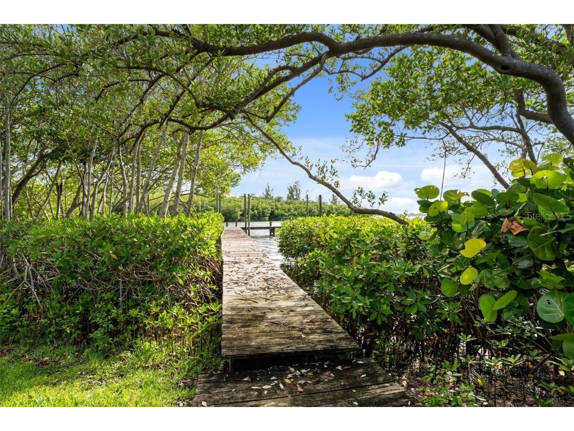 395 Live Oak Drive Vero Beach FL 32963 T3548262 image51