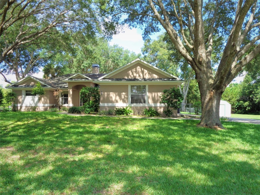 395 Vincent Drive Mount Dora FL 32757 G5069952 image1