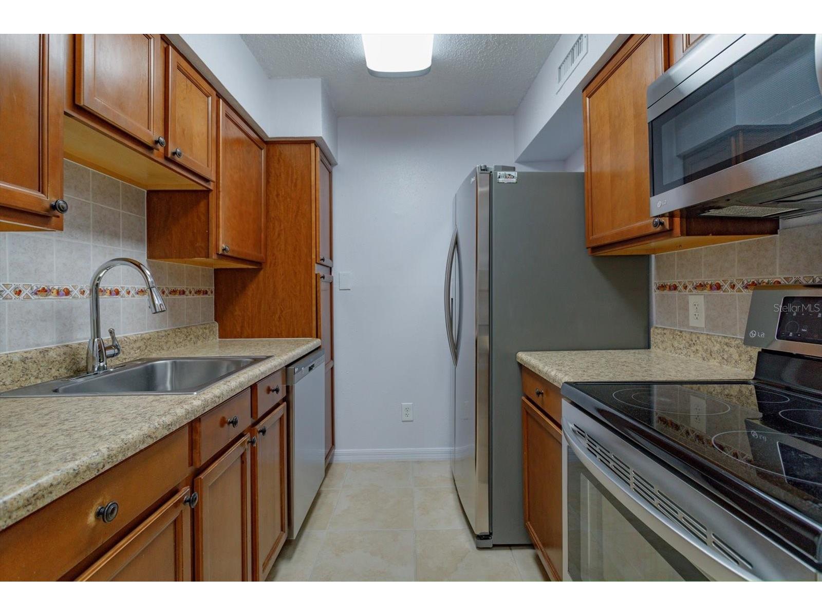 395 Wymore Road #207 Altamonte Springs FL 32714 O6372329 image3