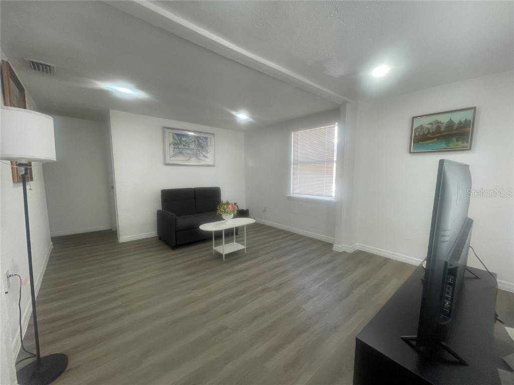 3950 45th Avenue N Saint Petersburg FL 33714 TB8444769 image14