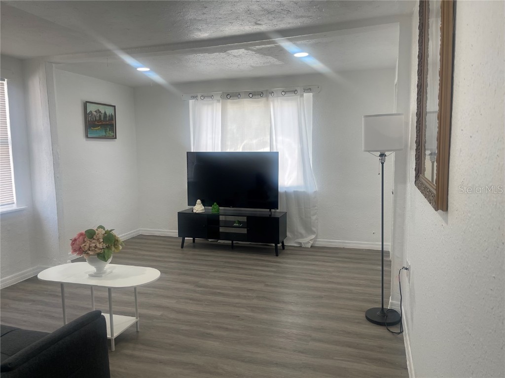 3950 45th Avenue N Saint Petersburg FL 33714 TB8444769 image15