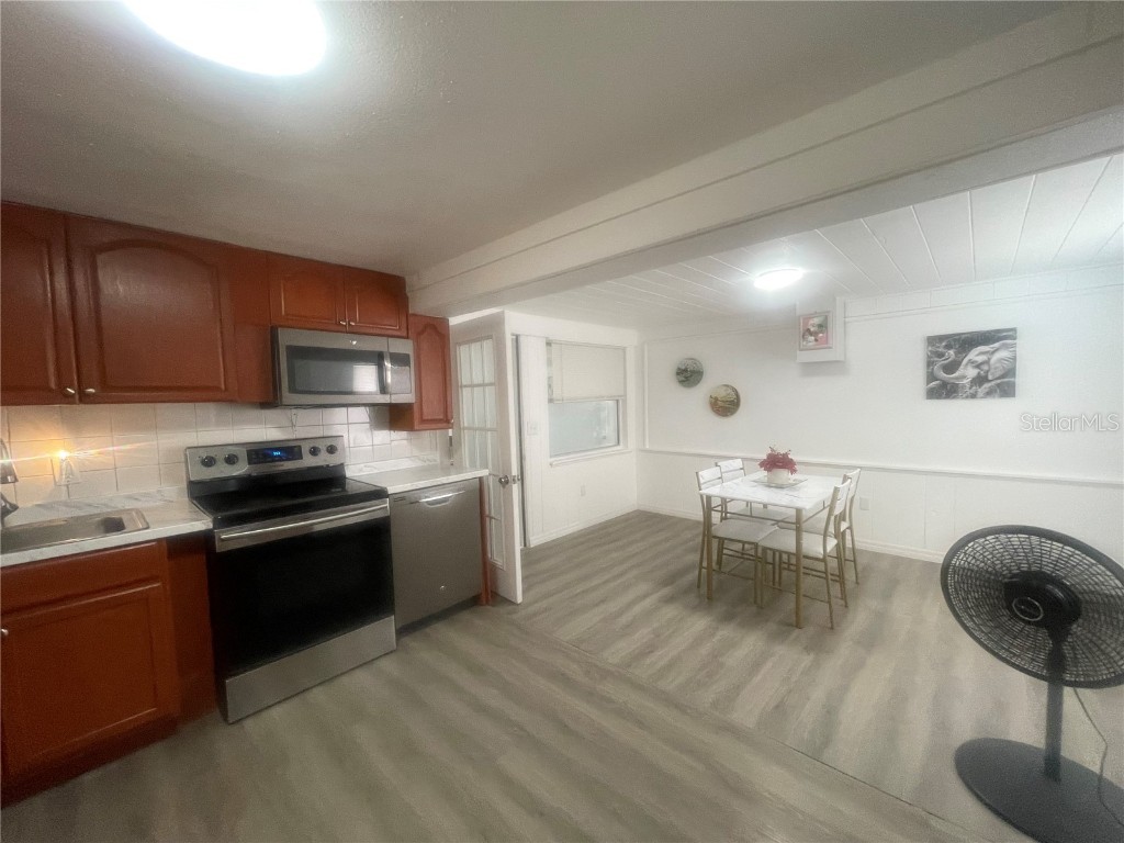 3950 45th Avenue N Saint Petersburg FL 33714 TB8444769 image22