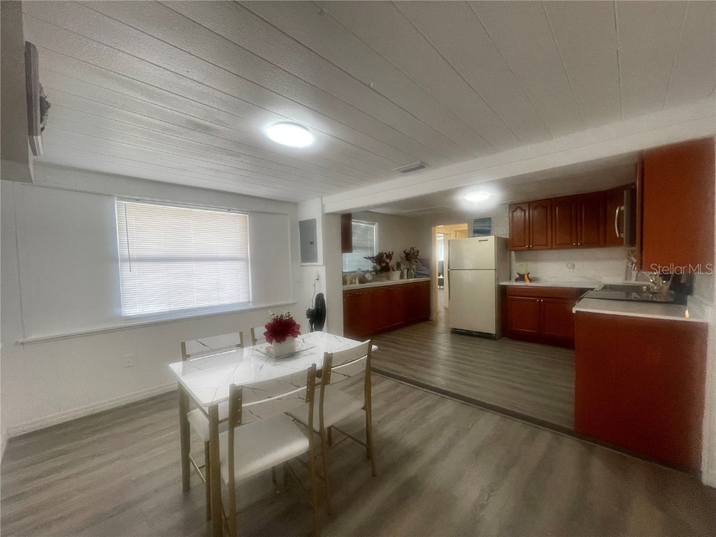 3950 45th Avenue N Saint Petersburg FL 33714 TB8444769 image27