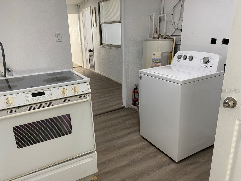 3950 45th Avenue N Saint Petersburg FL 33714 TB8444769 image46