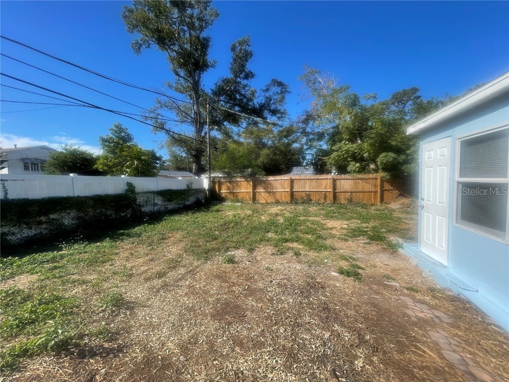 3950 45th Avenue N Saint Petersburg FL 33714 TB8444769 image49