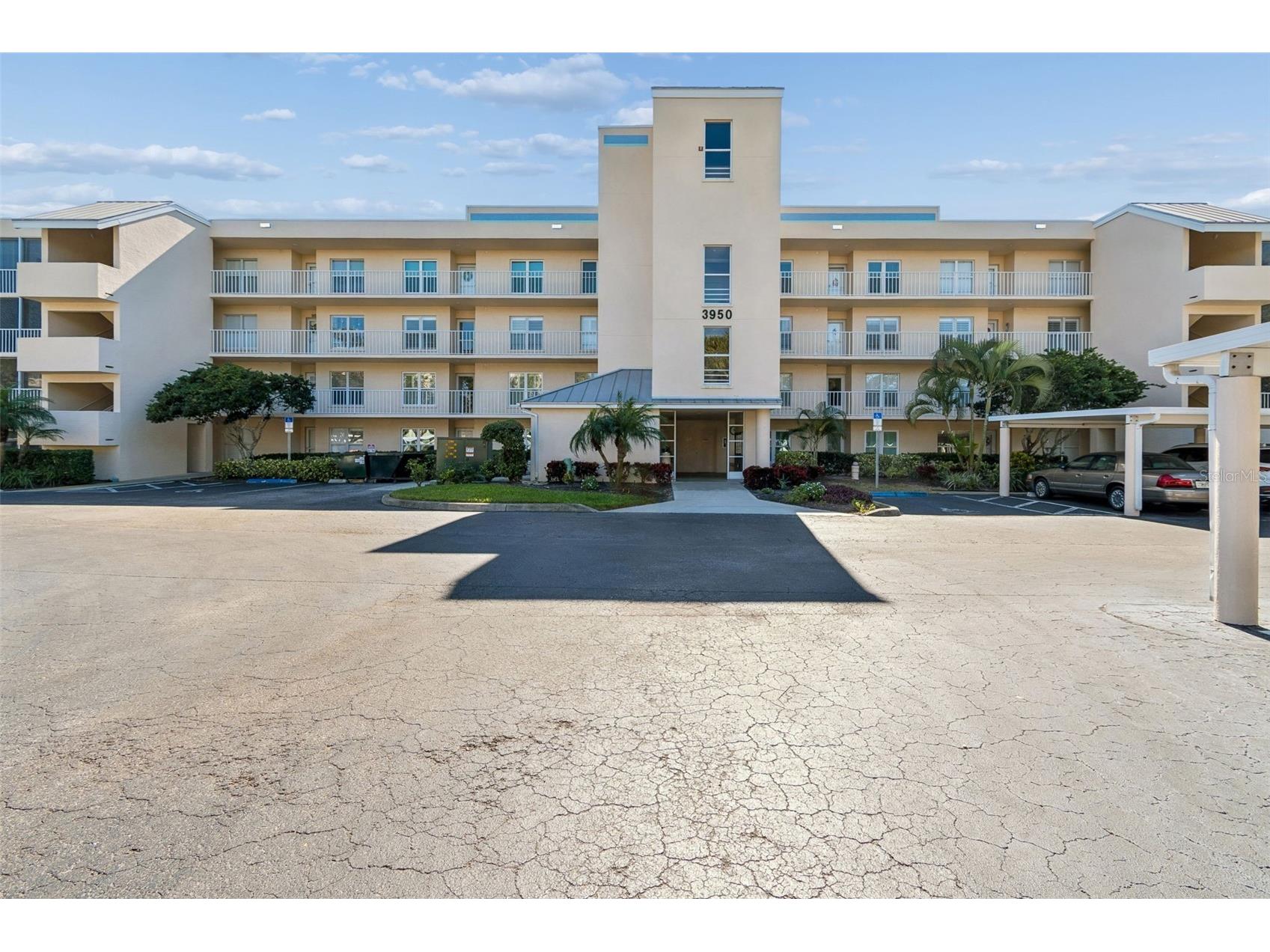 3950 Ironwood Circle #103 Bradenton FL 34209 A4679801 image1