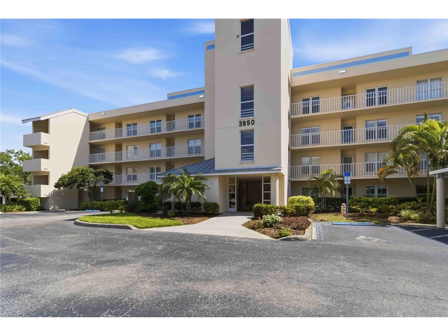 3950 Ironwood Circle #205 Bradenton FL 34209 A4690276 image1