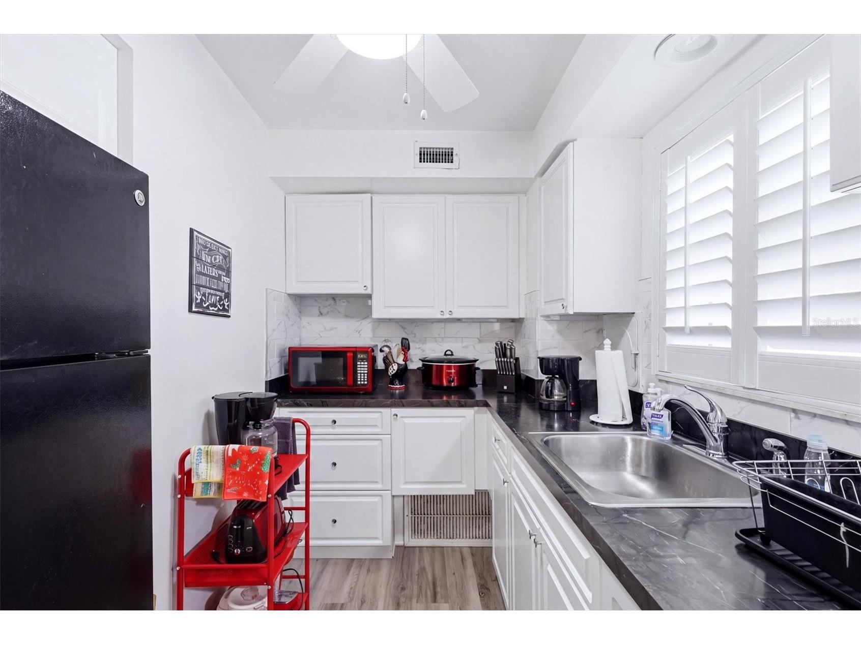 3950 Roxane Boulevard #4A Sarasota FL 34235 A4700852 image13