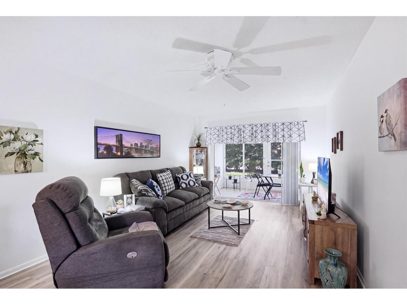 3950 Roxane Boulevard #4A Sarasota FL 34235 A4700852 image6
