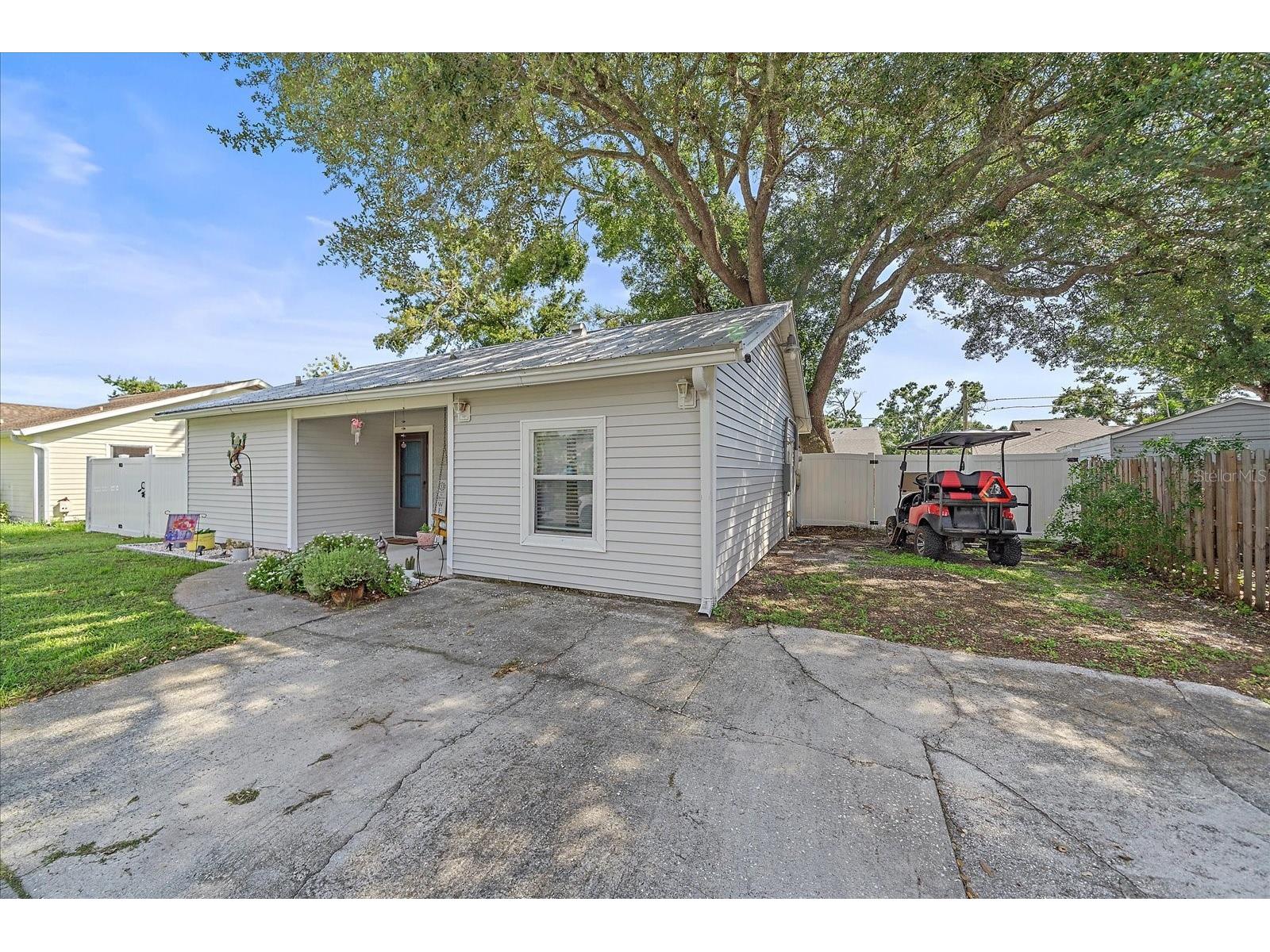 3950 Vana Drive Sarasota FL 34241 A4658265 image2