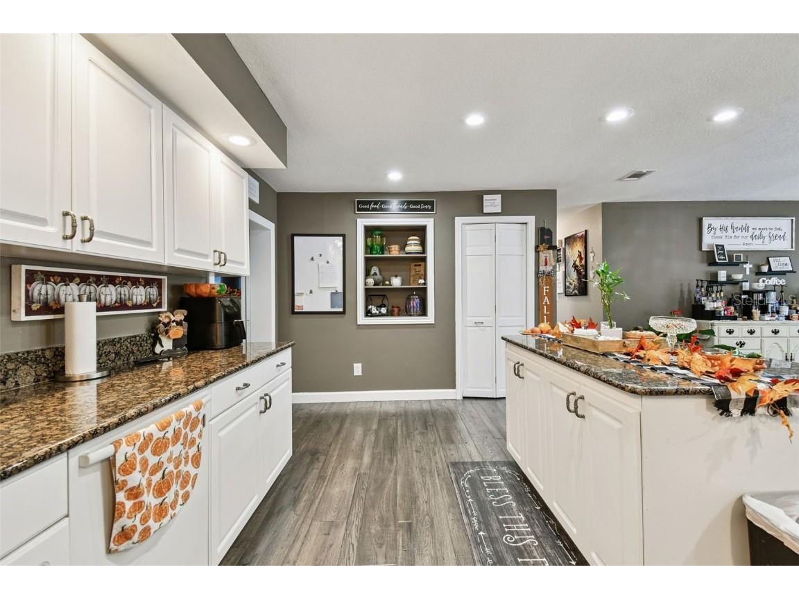 39501 Meadowood Loop Zephyrhills FL 33542 TB8436864 image24