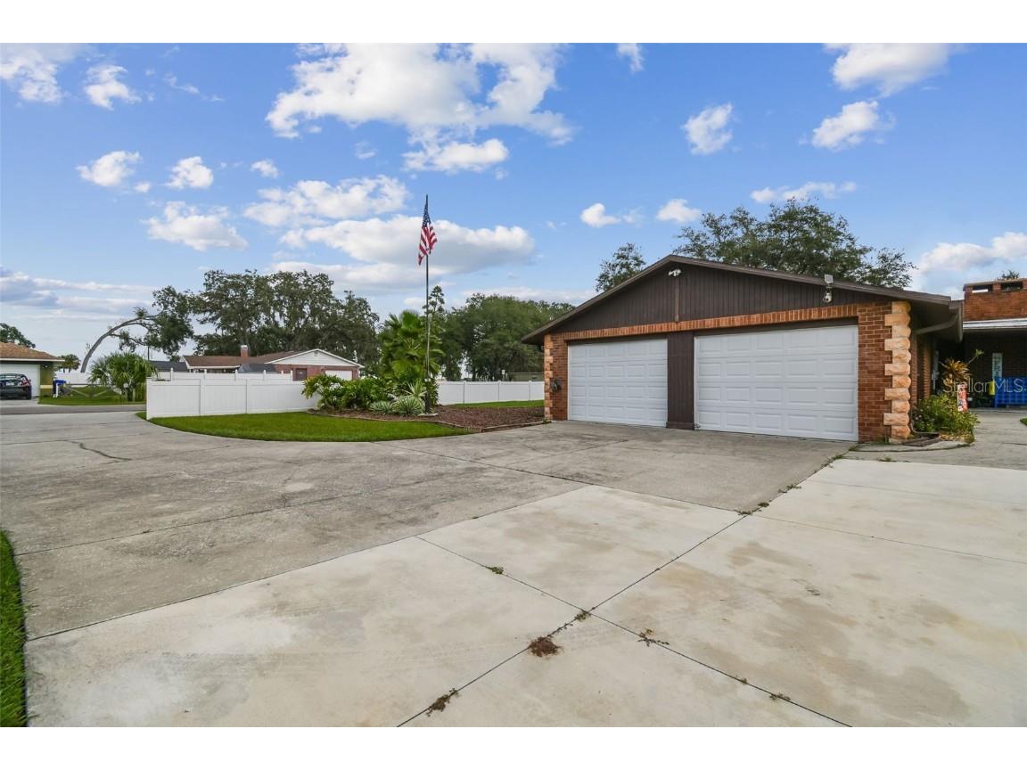 39501 Meadowood Loop Zephyrhills FL 33542 TB8436864 image4