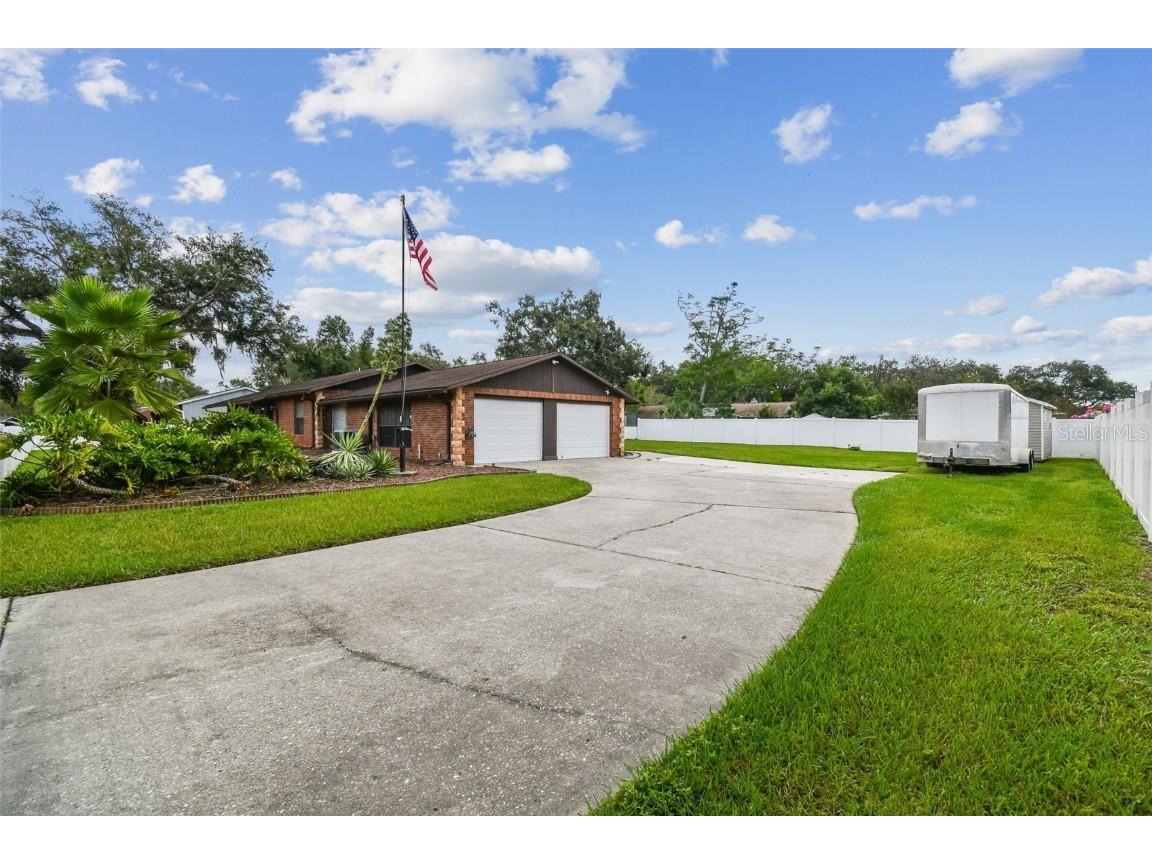 39501 Meadowood Loop Zephyrhills FL 33542 TB8436864 image5