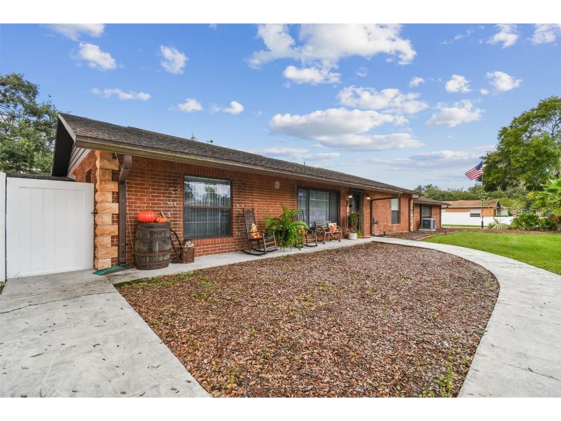 39501 Meadowood Loop Zephyrhills FL 33542 TB8436864 image8