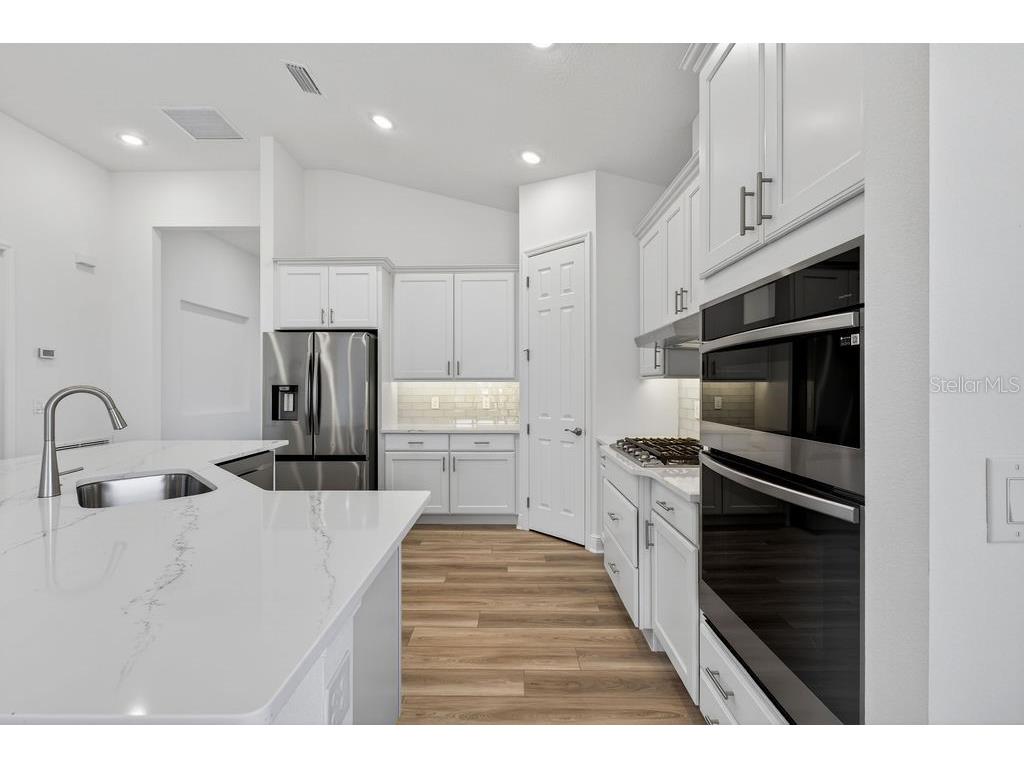 3951 Kennebunk Loop Mount Dora FL 32757 - LAKES OF MOUNT DORA G5106755 image8