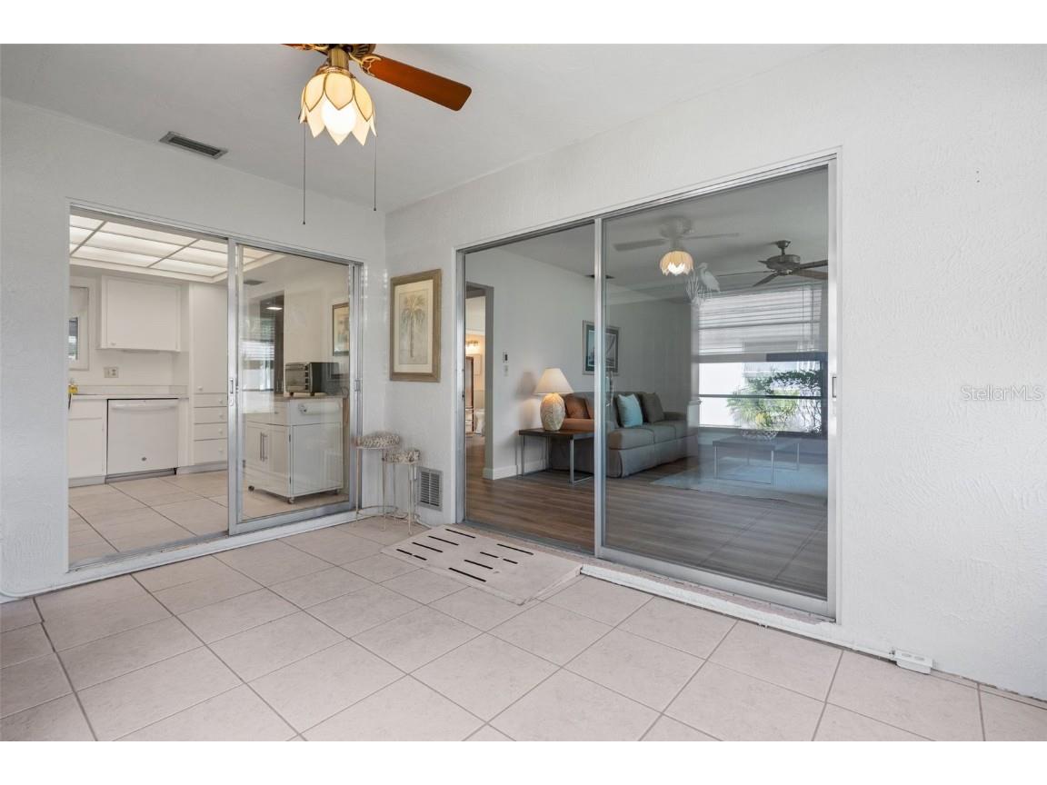 3952 Ashwood Lane #37 Sarasota FL 34232 A4663160 image15