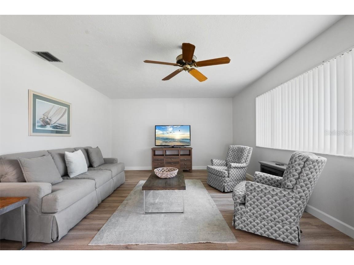 3952 Ashwood Lane #37 Sarasota FL 34232 A4663160 image17