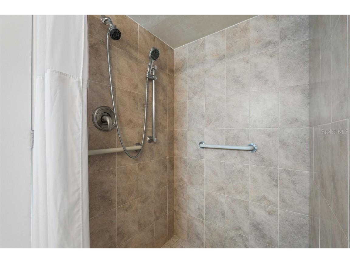 3952 Ashwood Lane #37 Sarasota FL 34232 A4663160 image22